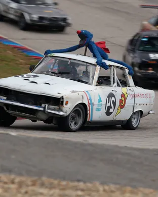 24 Hours of Lemons Loudon