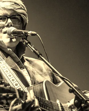 Brett Dennen Portsmouth