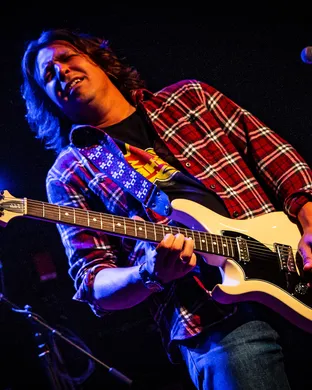 Davy Knowles Natick