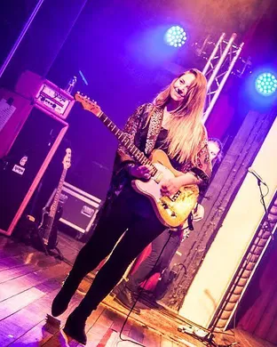 Joanne Shaw Taylor Salisbury