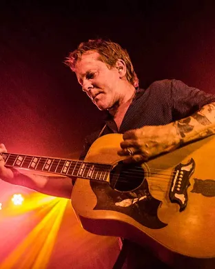 Kiefer Sutherland Boston