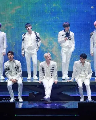 Monsta X Boston