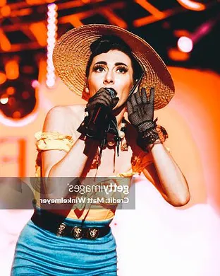 Qveen Herby Boston