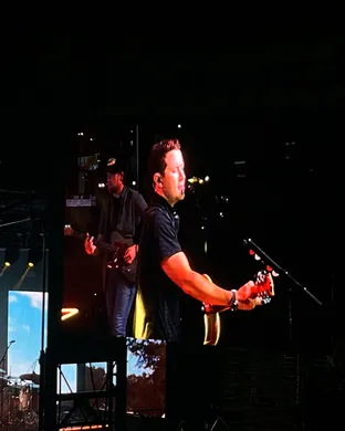 Scotty McCreery Hampton