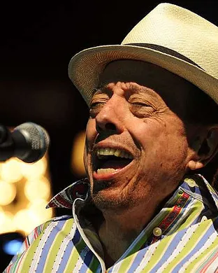 Sergio Mendes Boston