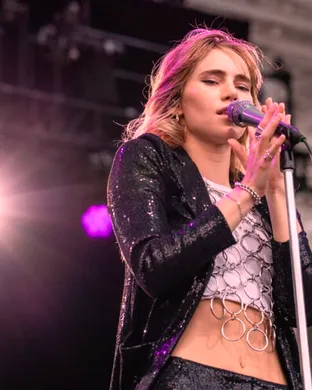 Suki Waterhouse Boston